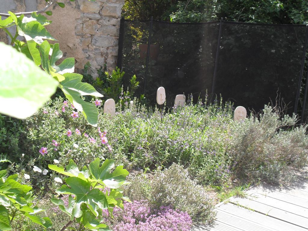 La Rose Panzió Saint-Gervasy Kültér fotó